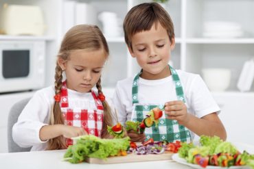 Çocuklar ve yemek Hazırlama