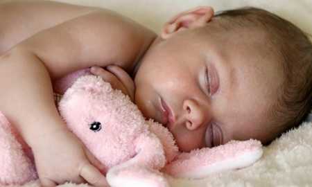 bebeklerde uyku eğitimi