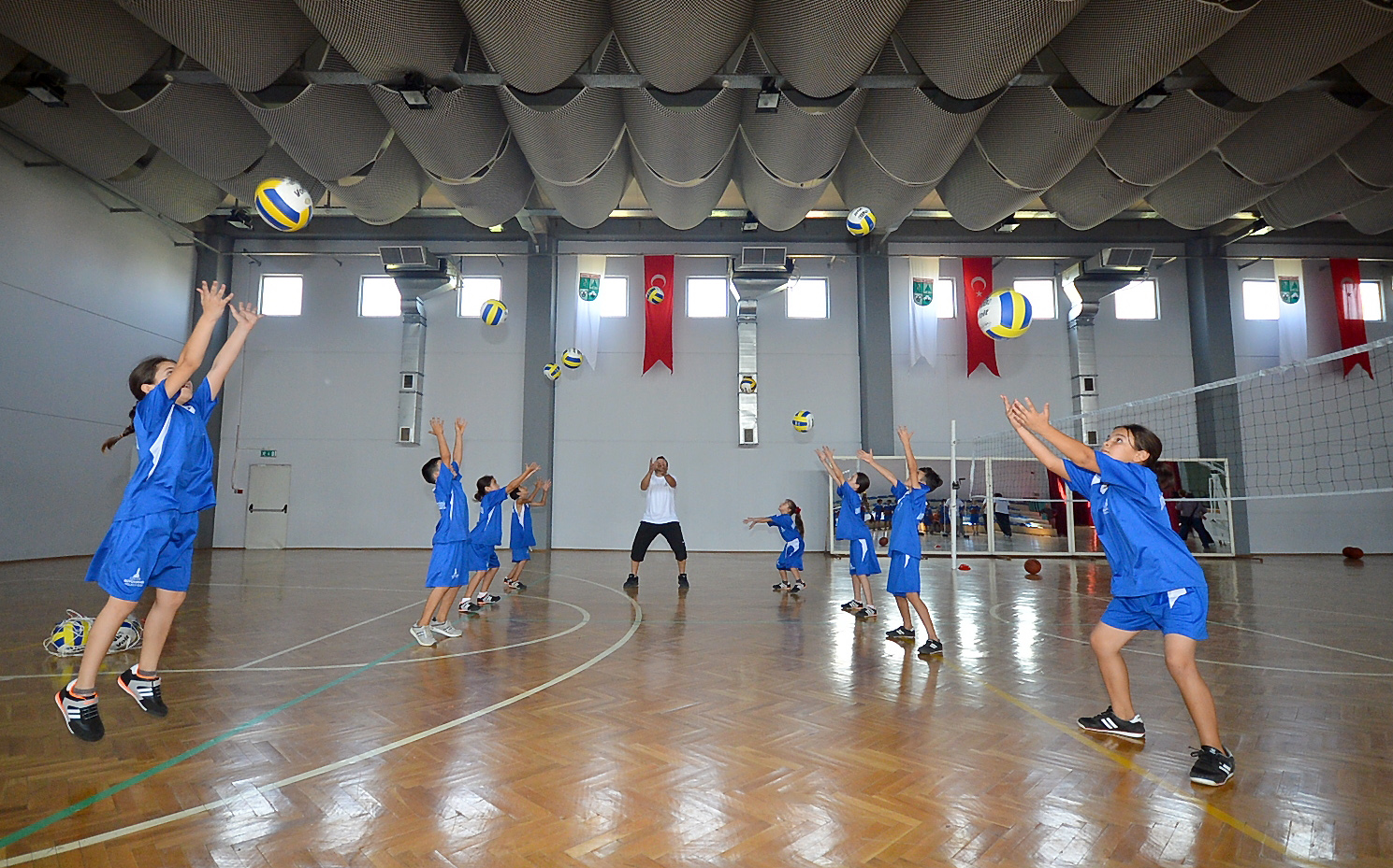 İzmir Belediyesi Ücretsiz Spor Kursları