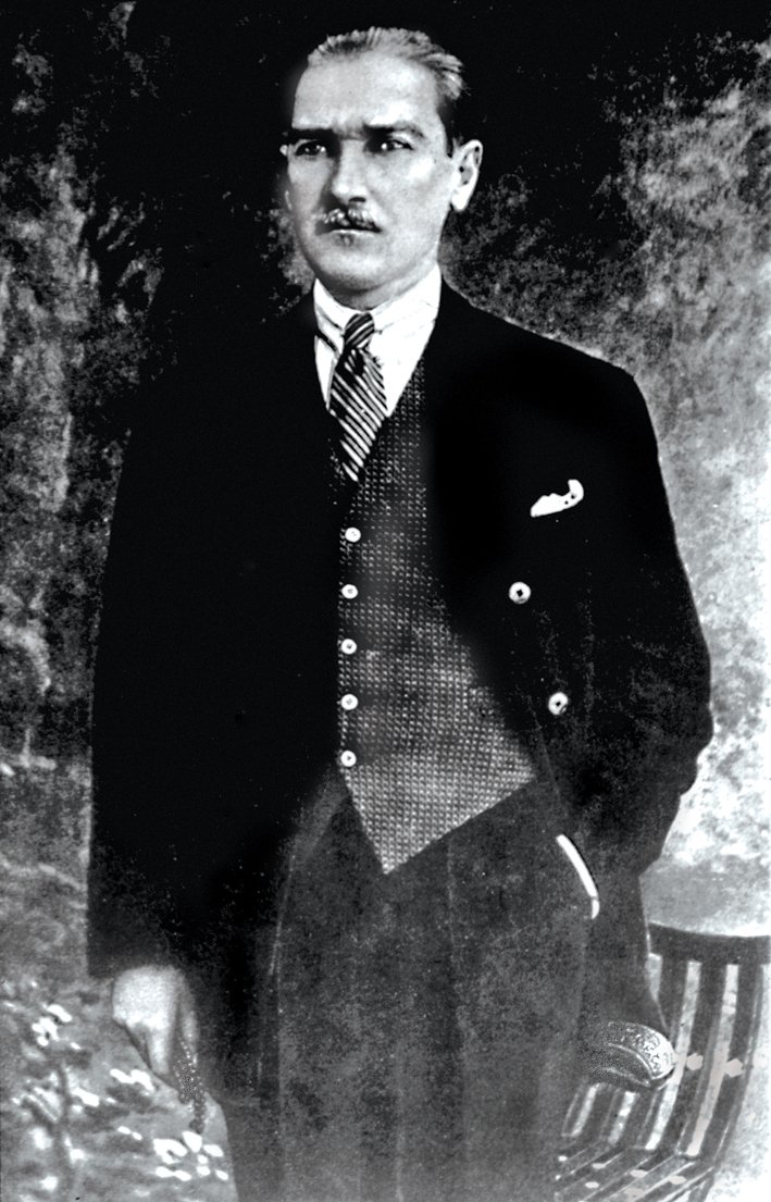 Mustafa Kemal Atatürk Fotoğrafları Cicicee